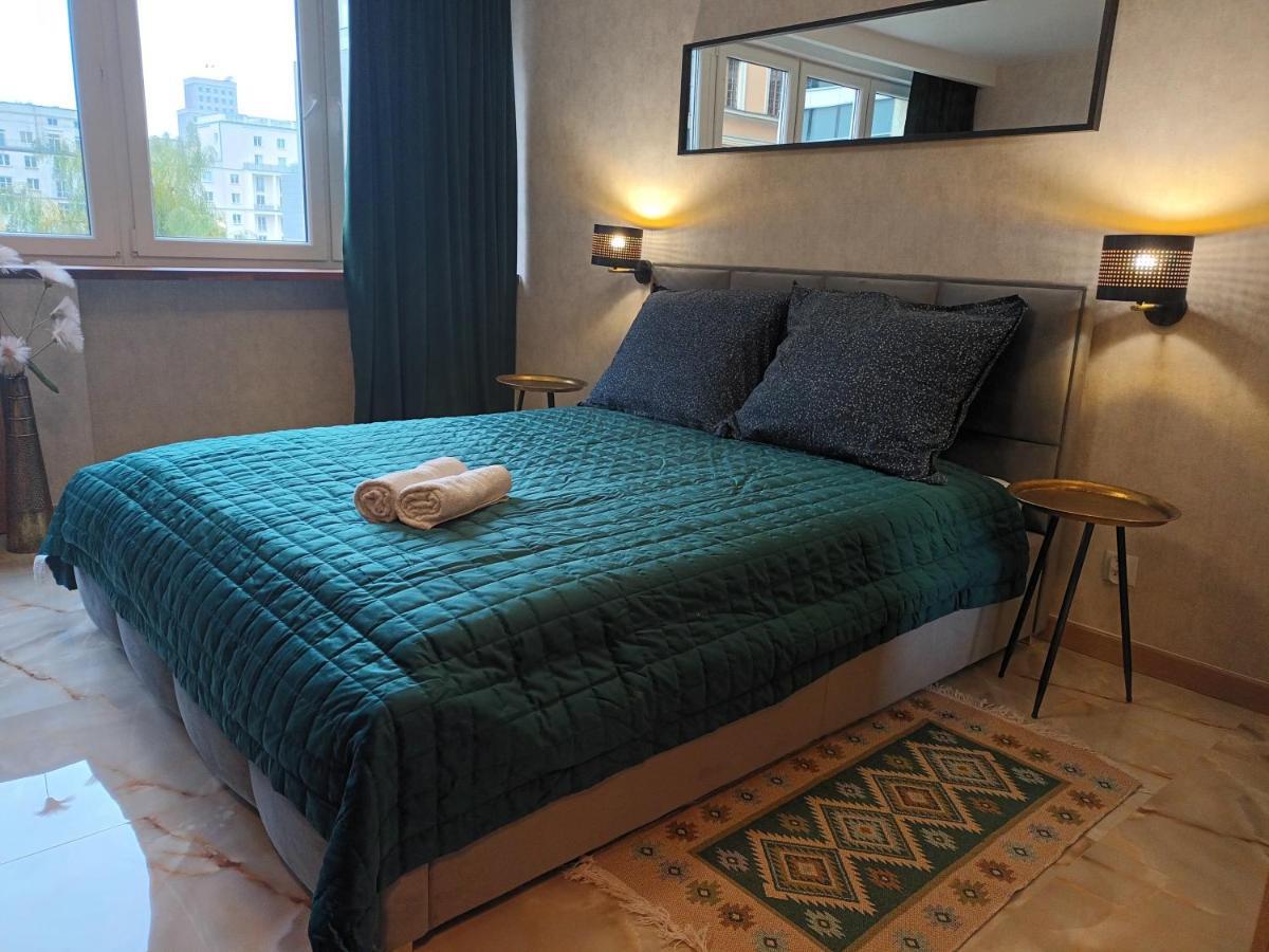 Green Apartament W Centrum 华沙 外观 照片