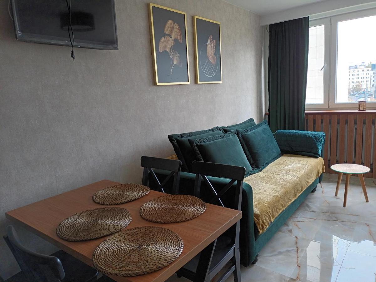 Green Apartament W Centrum 华沙 外观 照片